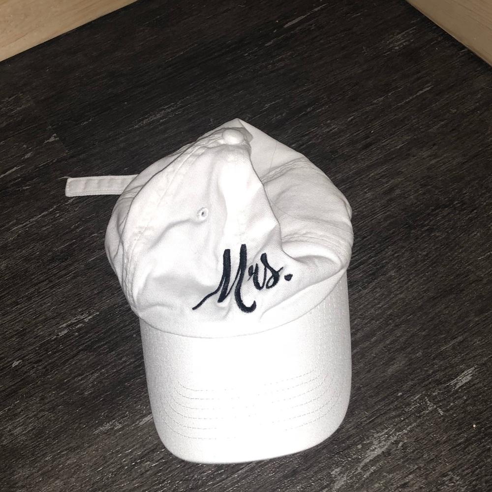 Mrs. Hat